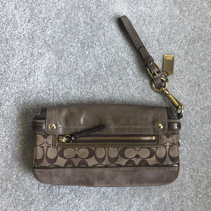 Coach Bags - Limited Edition Coach Clutch Coach Bags - Limited Edition Coach Clutch